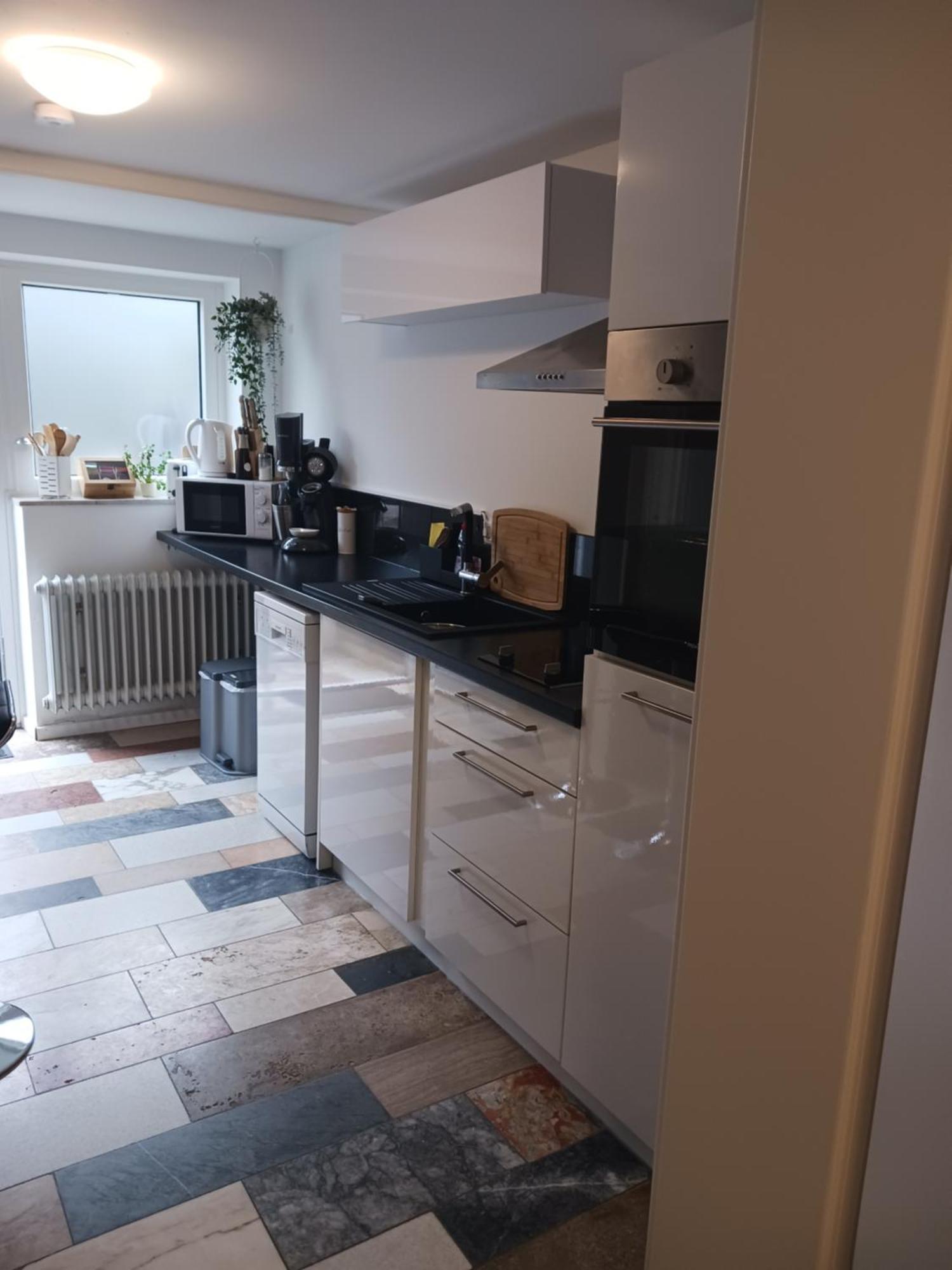 Moderne In Ruhiger Lage *