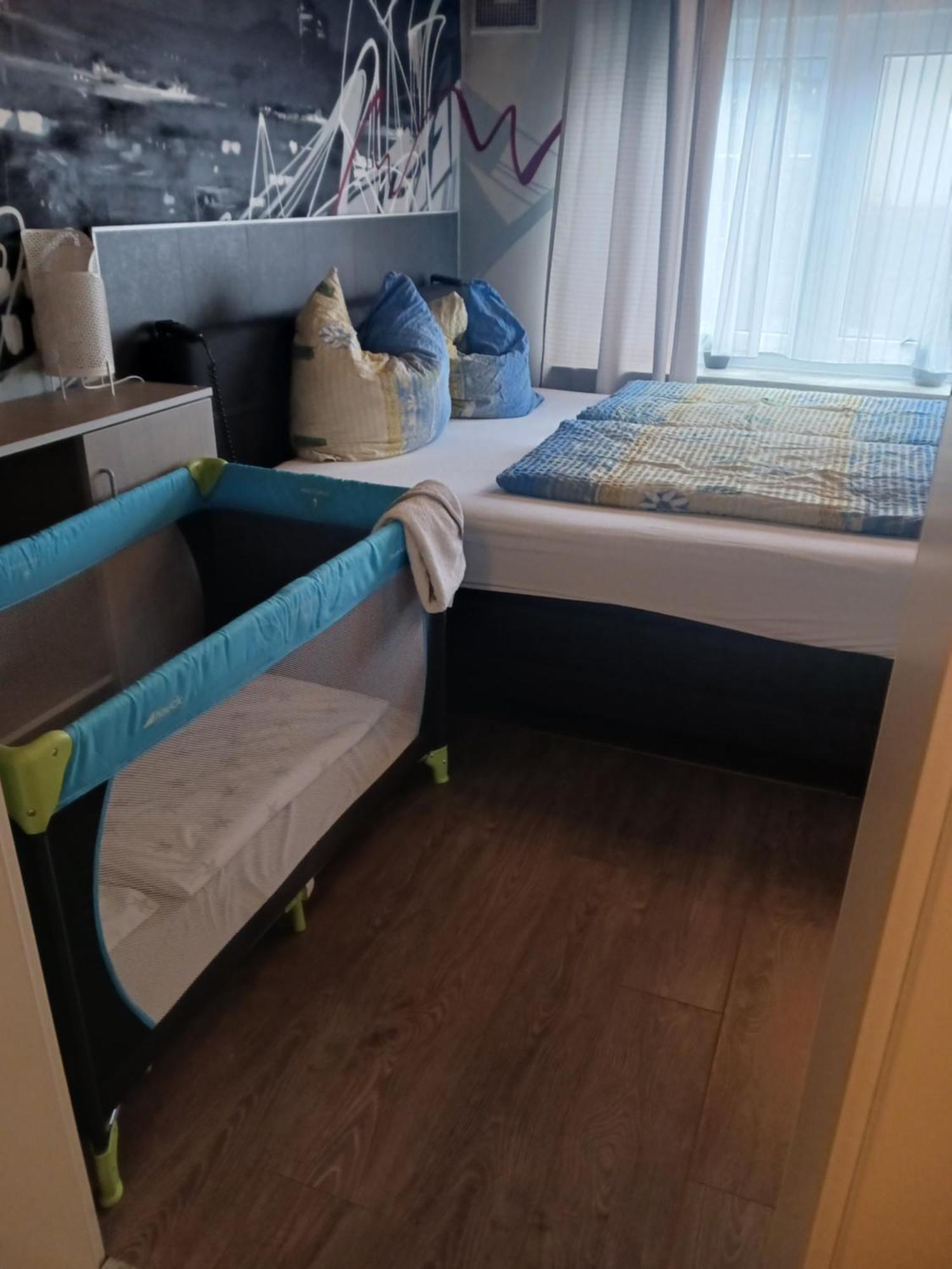 Moderne In Ruhiger Lage